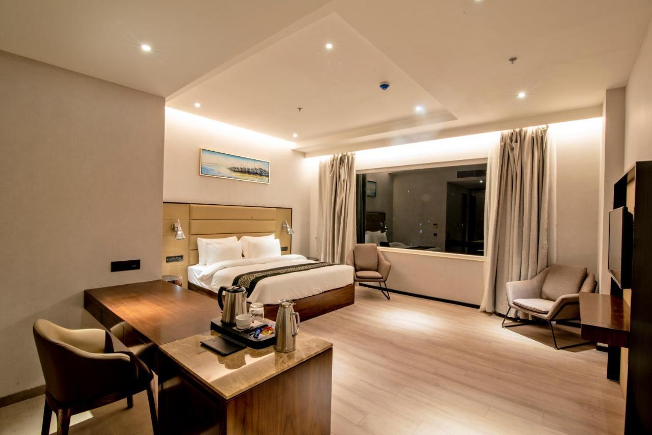 Hotel Enrise By Sayaji Nashik Esterno foto