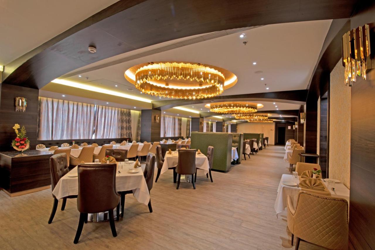 Hotel Enrise By Sayaji Nashik Esterno foto